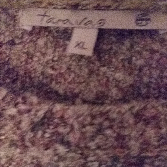 Cropped Chenille Sweater by Tara Vao - Picture 2 of 2